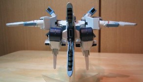 背面
